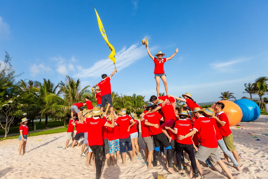 Tổ chức sự kiện teambuilding tại biển Cửa Lò Nghệ An